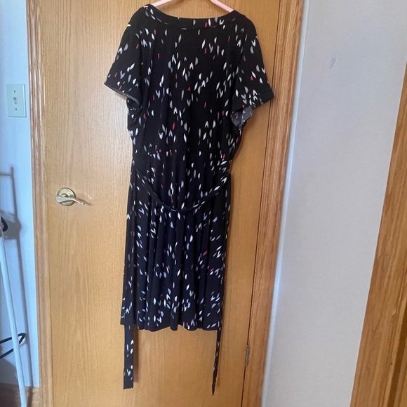 Torrid  Patterned Faux Wrap Dress - Picture 4 of 4